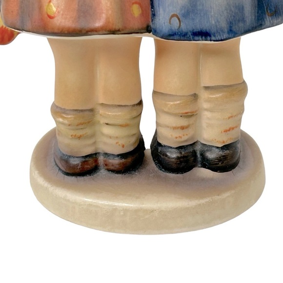 M.J.HUMMEL Happy Birthday Two Little girls Cake Flowers W. Germany Figurine - Picture 14 of 15